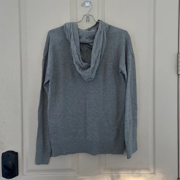 A/X Hooded Sweater - Picture 5 of 5